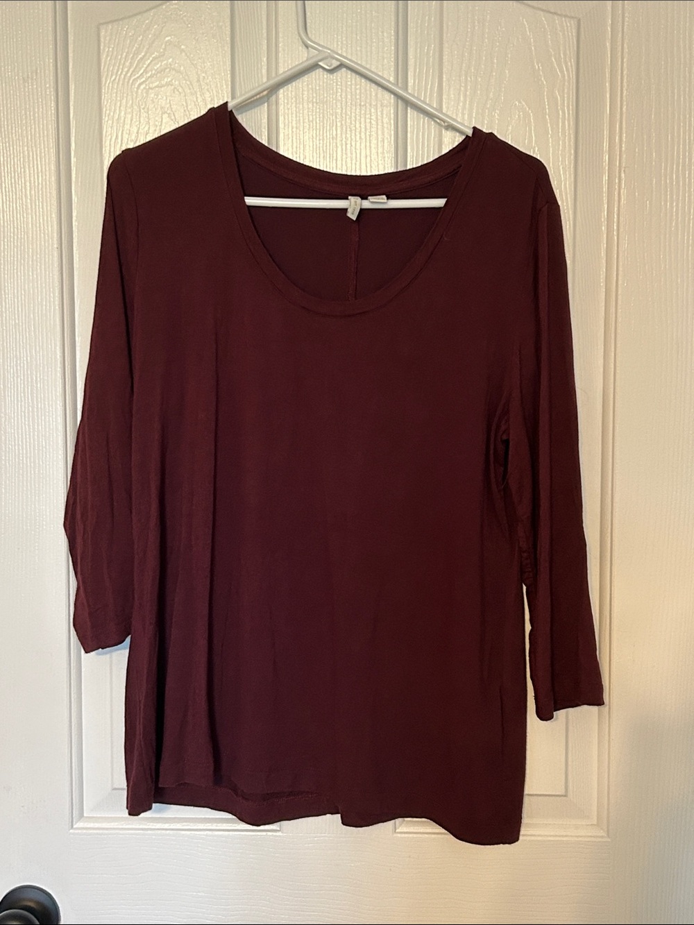 Cato Women's Long Sleeve Scoop Neck Top - Burgundy Large